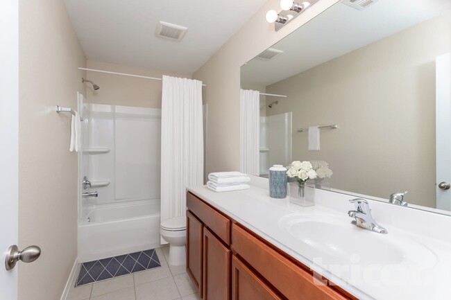 Building Photo - 432 Palomino Stand Dr