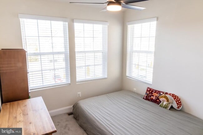 Building Photo - 1441 Onnesta Ct