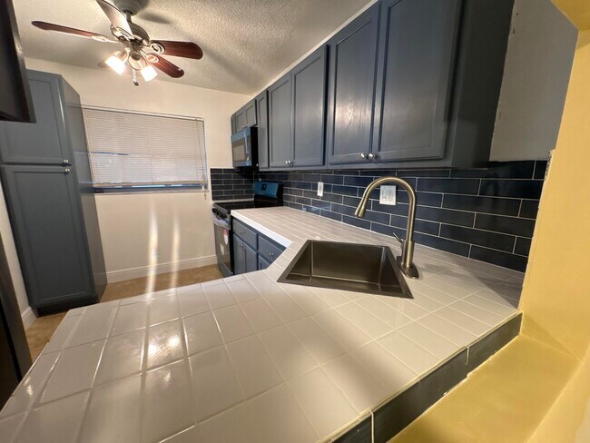 Building Photo - 1751 NW 75th Ave