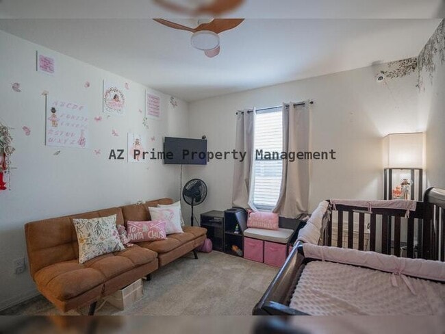 Building Photo - 3814 S 58th Dr