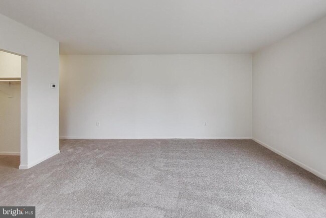 Building Photo - 5509 1st St NW