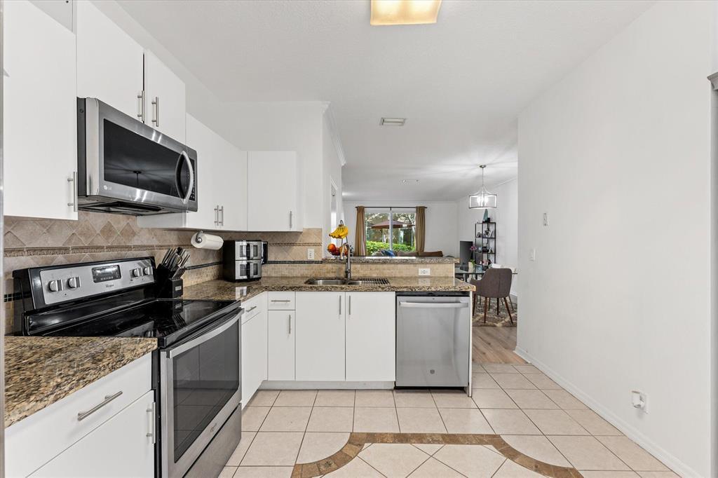 Building Photo - 2264 Salerno Cir