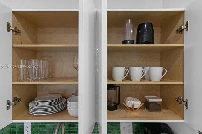 Building Photo - 136 NW 26th St