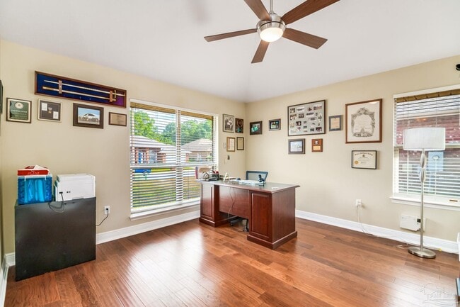 Building Photo - 5202 English Oak Dr