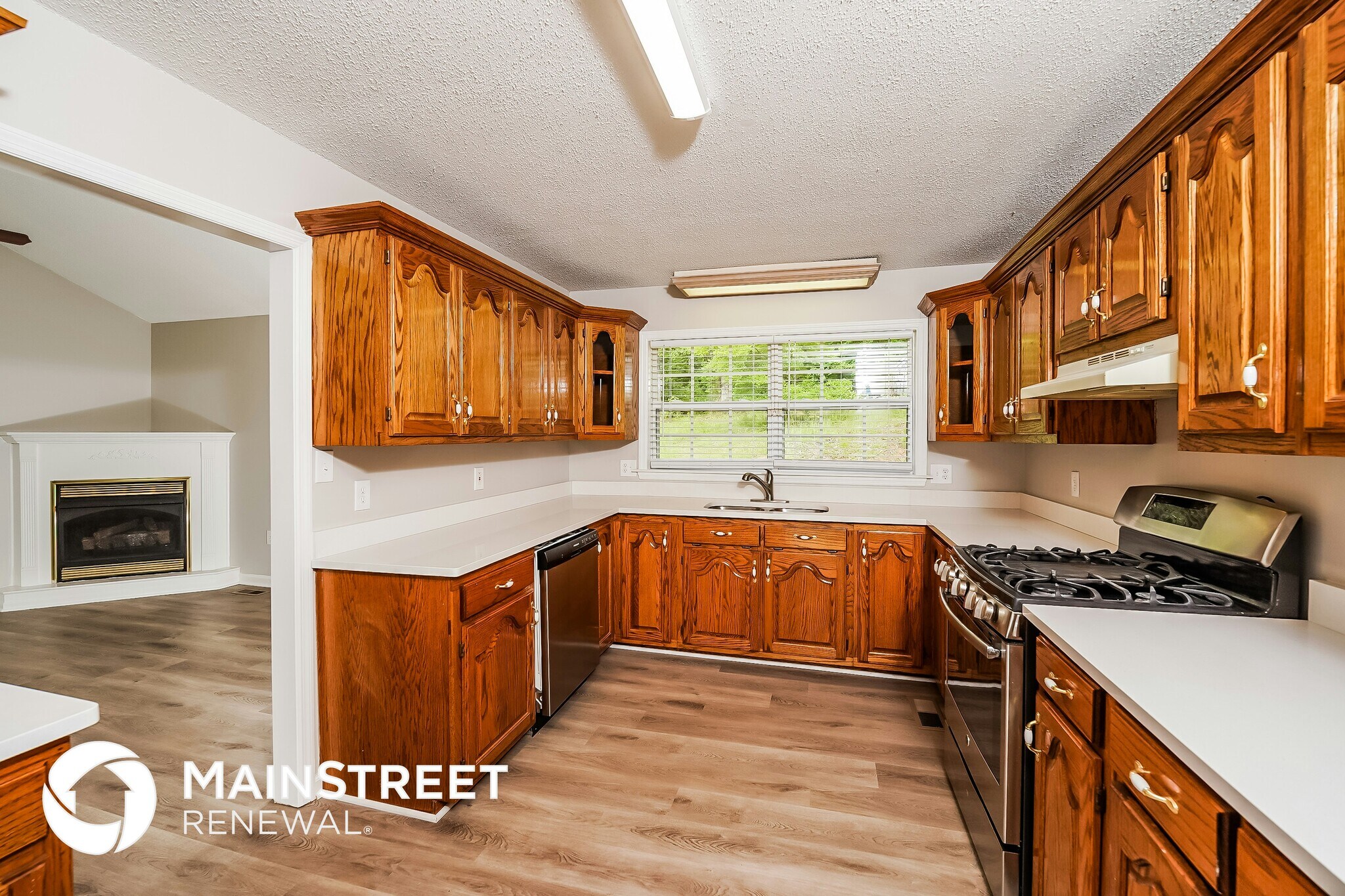 Building Photo - 425 Anderson Mountain Dr