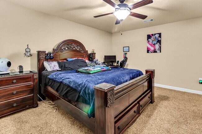 Building Photo - 4558 Hermosa Rd