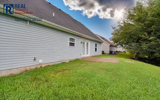 Building Photo - 1549 Passage Dr