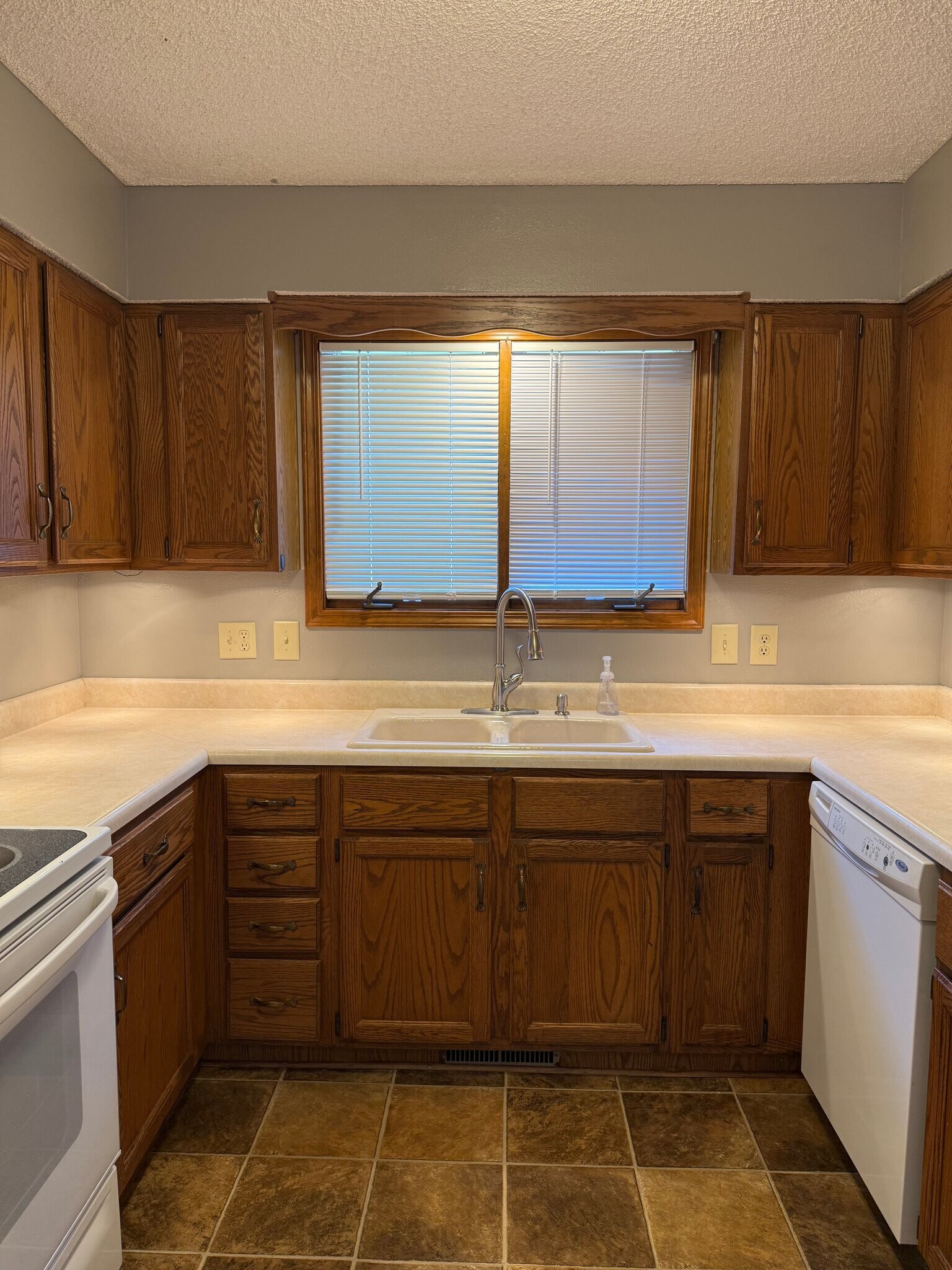 Building Photo - 3464 Geri Ct