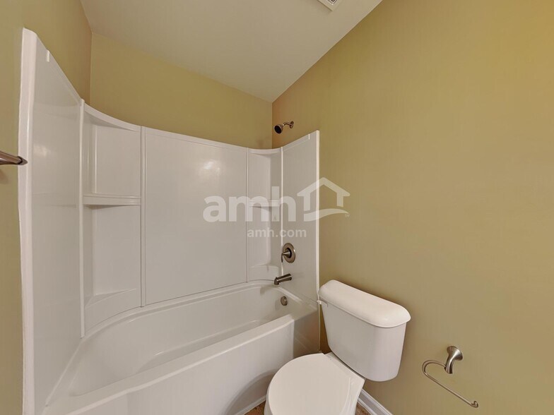 Building Photo - 3617 Althorp Dr