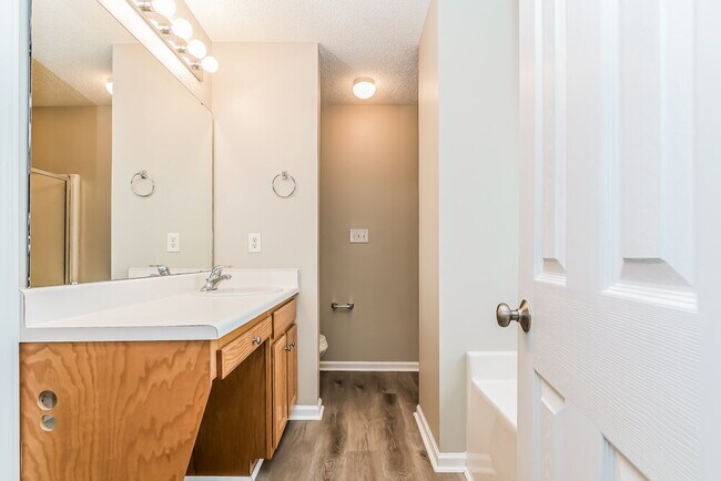 Building Photo - 601 Prickly Pear Dr