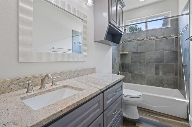 Building Photo - 130 Koele Ct