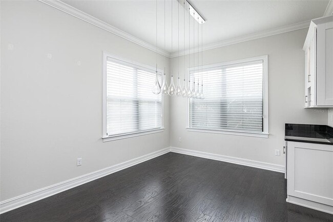 Building Photo - 222 S Audubon Ave