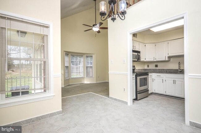 Building Photo - 9440 William Kirk Ln