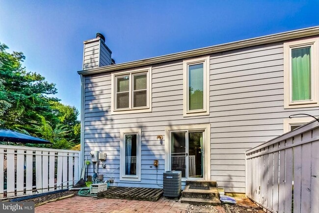 Building Photo - 11924 Redtree Way