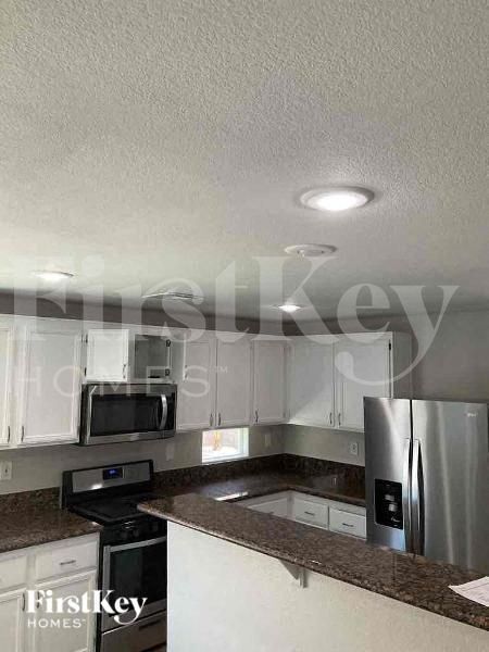 Building Photo - 7218 Forefather St