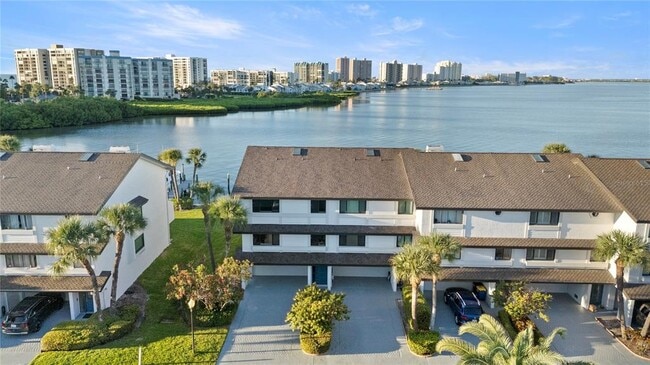 Primary Photo - 150 Marina Del Rey Ct
