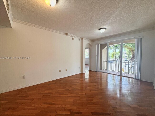 Building Photo - 6360 NW 114th Ave