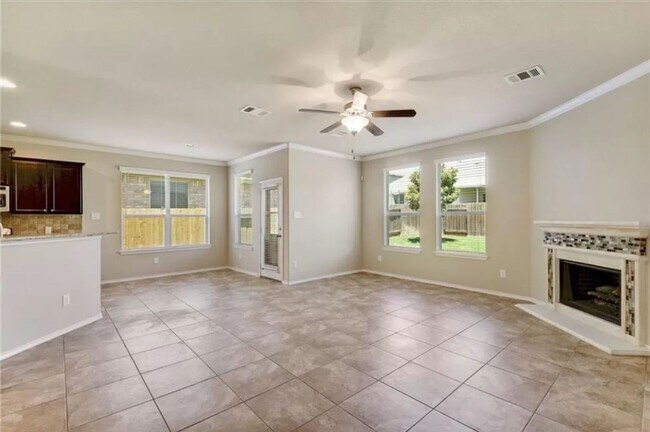 Building Photo - 4/3.5 in Teravista - Great home, Community, & Amenities