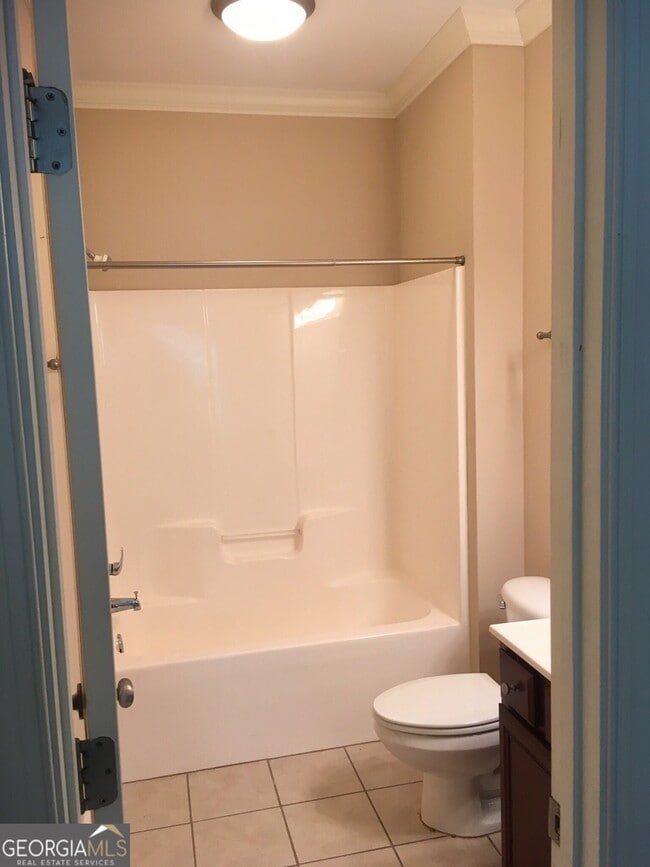 Building Photo - 120 Moose Club Dr