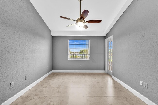 Building Photo - 2841 N Oakland Forest Dr