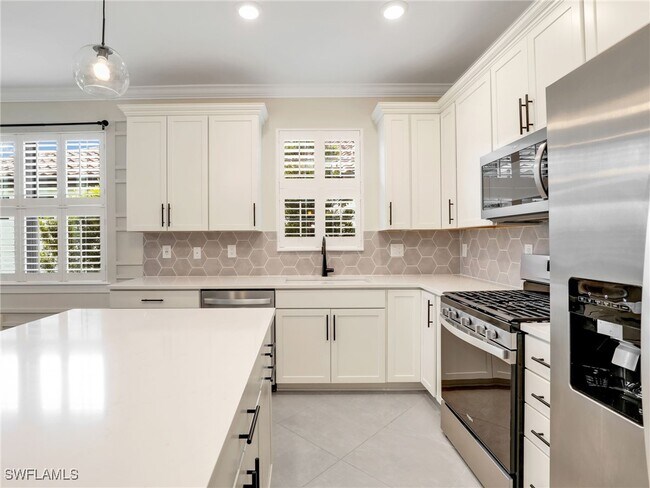 Building Photo - 17502 Caravita Ln