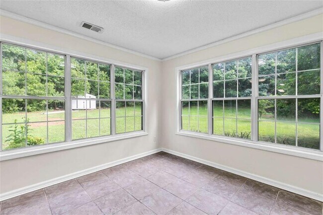 Building Photo - 405 Mt Vernon Ct