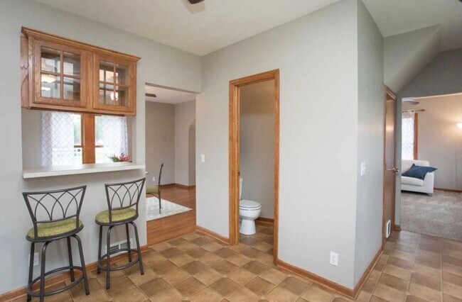 Building Photo - 3x2 corner lot w/ fenced backyard