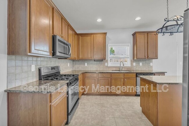 Building Photo - 816 Kaitlyn Dr