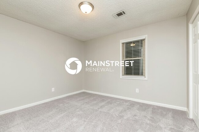 Building Photo - 4 Bedroom Pet-Friendly Home in Loganville, GA with Main Street Renewal