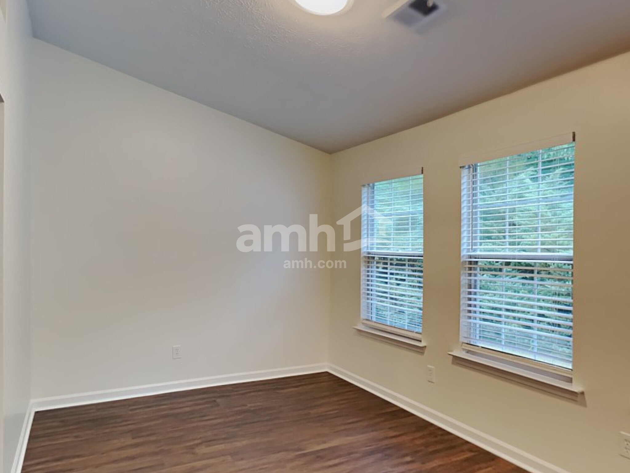 Building Photo - 1137 Eastmill Cove