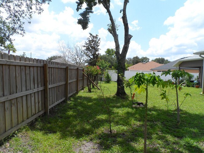 Building Photo - SPRINGVIEW SUBDIVISION, DEBARY. 4 BEDROOM ...