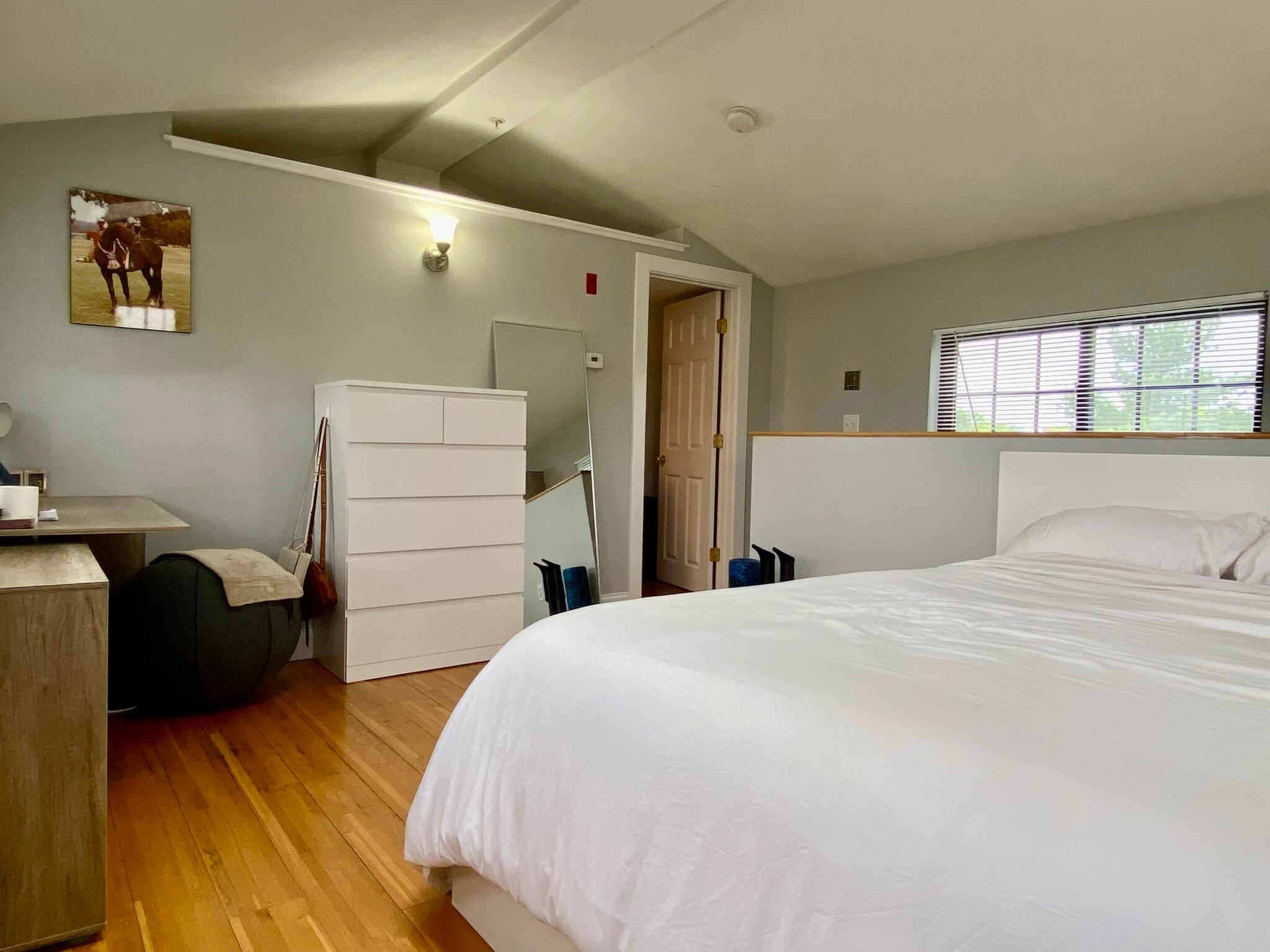 Building Photo - 241 River St