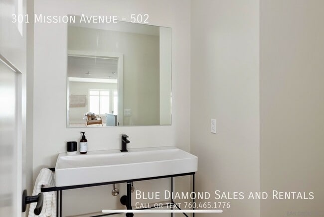 Building Photo - 301 Mission Ave