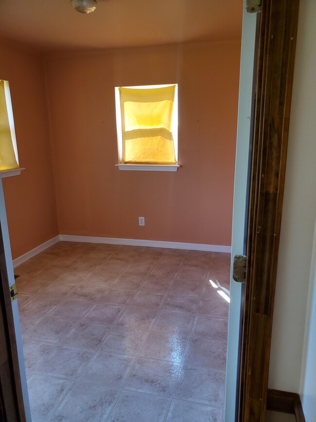 Extra room for storage - 14B Camino Ln