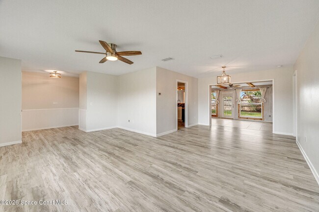 Building Photo - 490 Park Ave