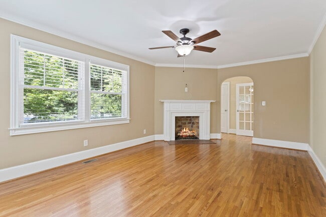 Building Photo - 214 Waddell Rd