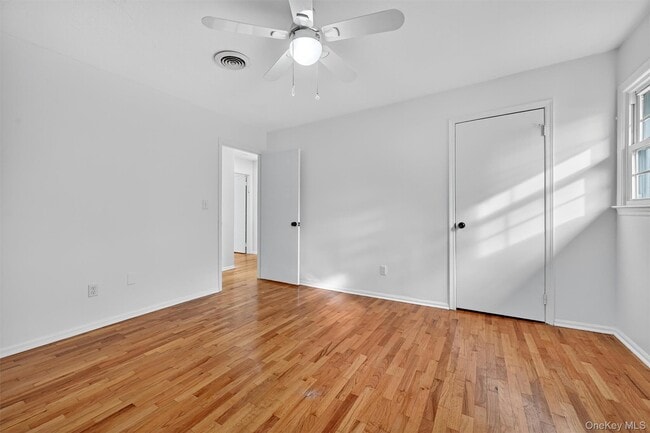 Building Photo - 28 Alan Rd