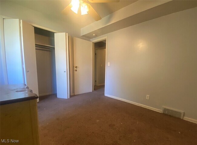 Building Photo - 1803 Cromwell Dr