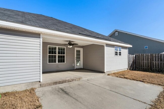 Building Photo - 5010 Copse Dr
