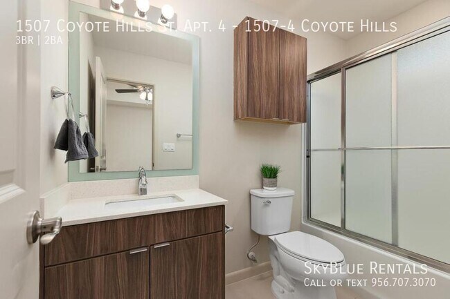 Building Photo - 1507 Coyote Hls