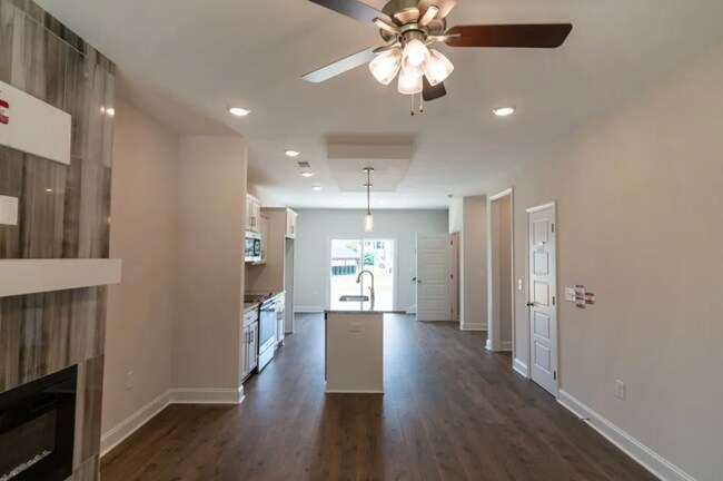 Building Photo - New Construction Modern Home With Open Floor Plan, Whte Cabintery and Primary Bedroom Suite