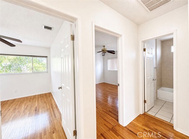 Building Photo - 1372 W 36th St