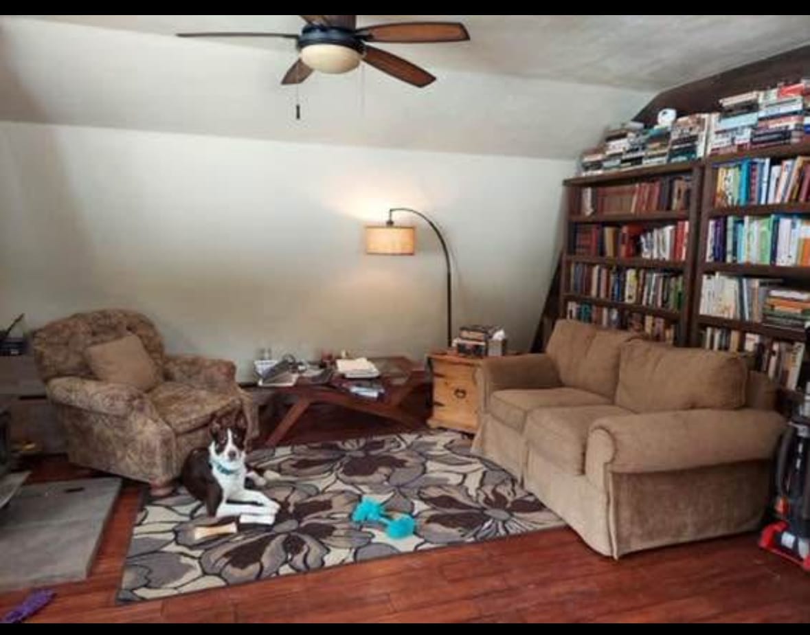 upstairs living space - 934 Catamount Dr