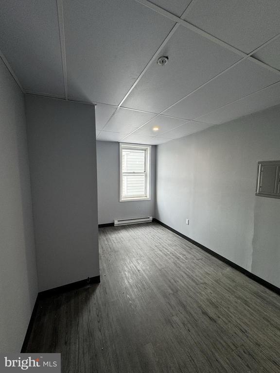 Building Photo - 15 S Church Ln