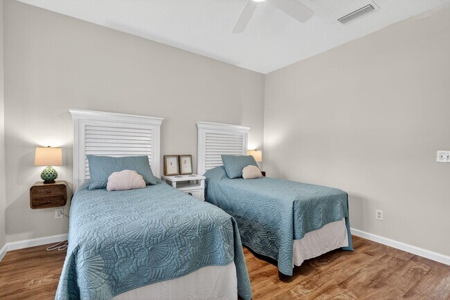 Building Photo - 3069 Mainsail Cir