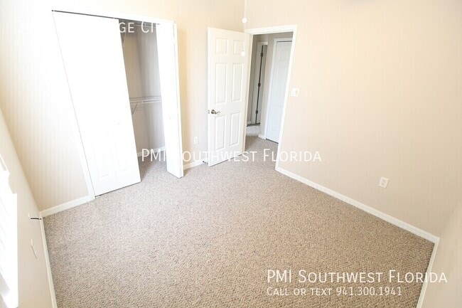Building Photo - 3474 Parkridge Cir