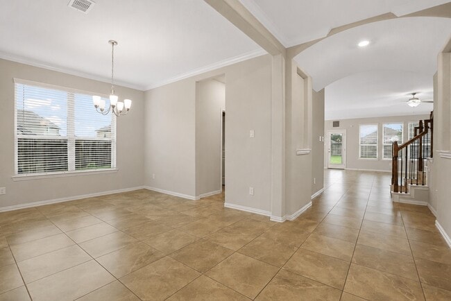Building Photo - 8903 Lost Castle Wy