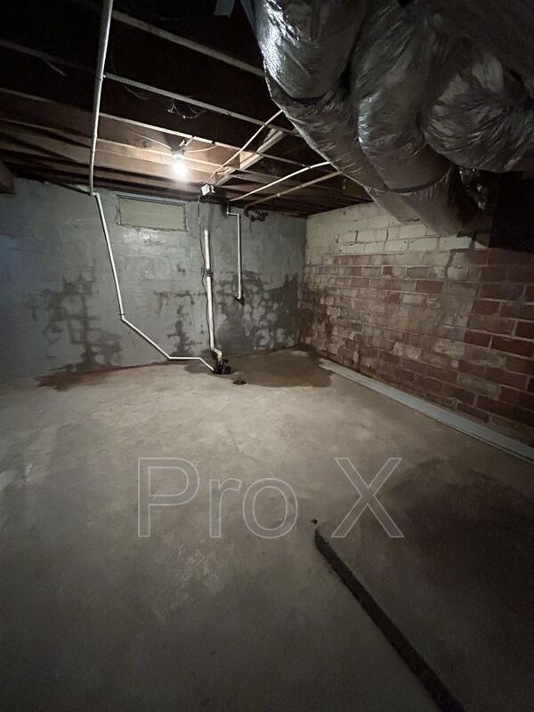 Building Photo - 463 Fieldcrest Dr