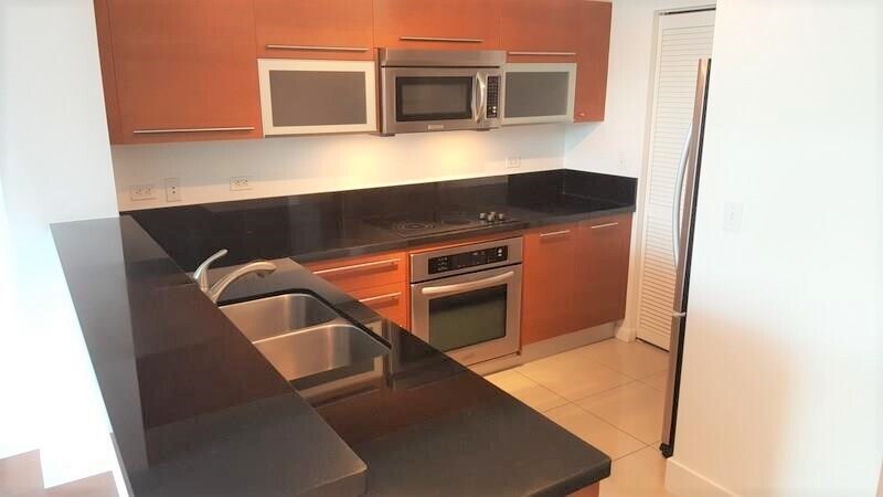 Building Photo - 253 NE 2nd St