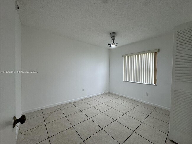 Building Photo - 6485 W 27th Ave